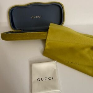 New Gucci Authentic Designer Hard Velvet Clamshell Eyeglass/Sunglass Case Yellow